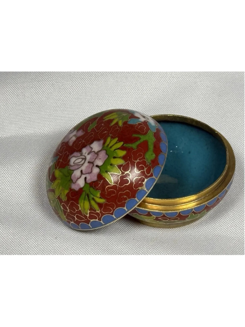 Vintage Cloisonne Enamel on Brass Lidded Round Red Blue Trinket Box Chinese 2